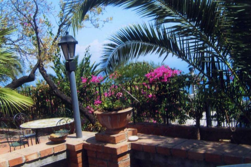 Villa Branco Taormina Exteriör bild