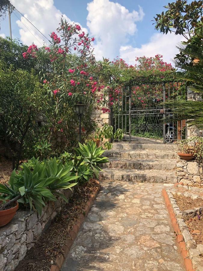 Villa Branco Taormina Exteriör bild
