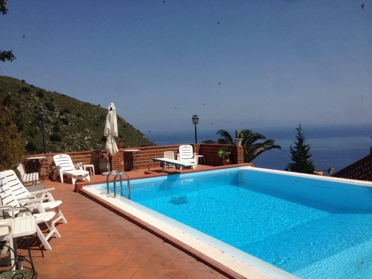 Villa Branco Taormina Exteriör bild